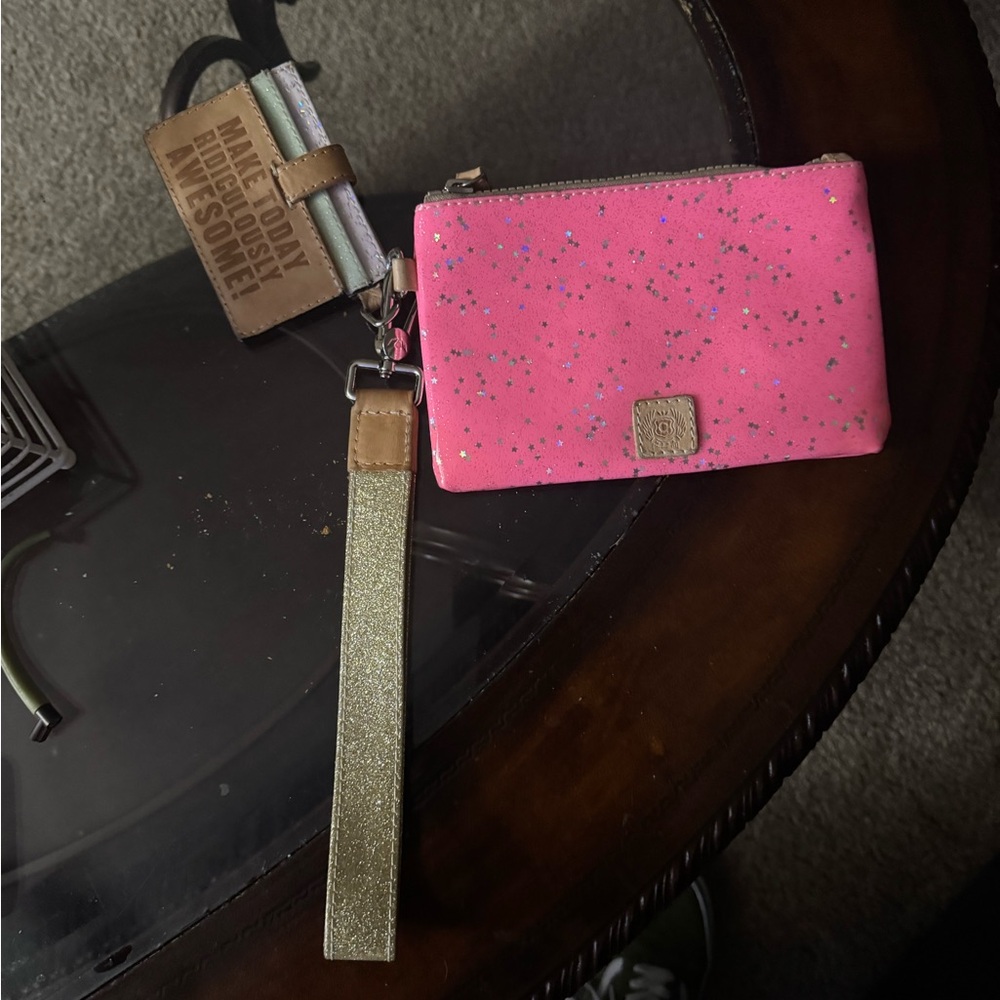 Consuela wristlet - Picture 3 of 3